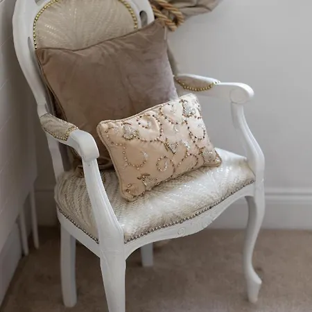 The Amazing Attik 아파트 *