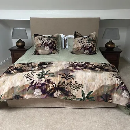 The Amazing Attik 스킵턴