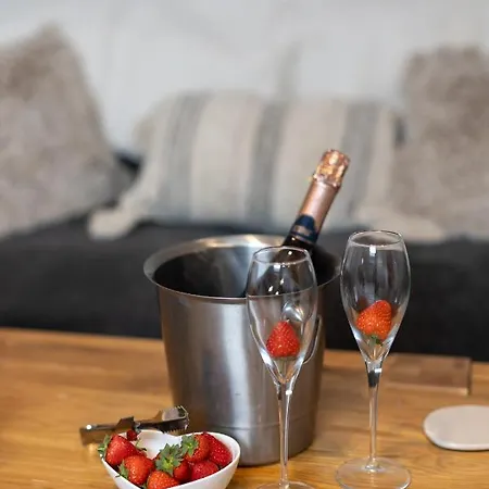 The Amazing Attik 아파트