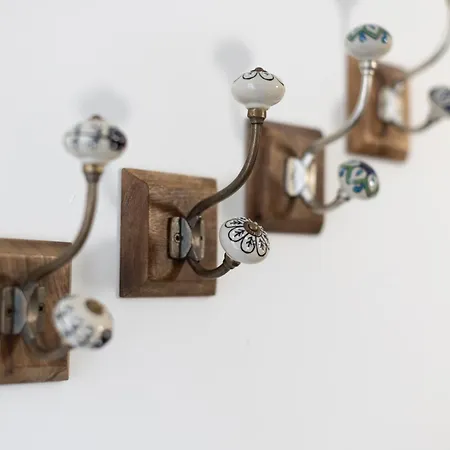 아파트 The Amazing Attik