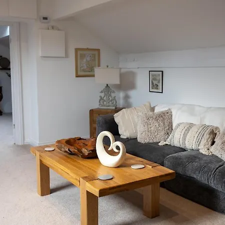 The Amazing Attik * 斯基普顿